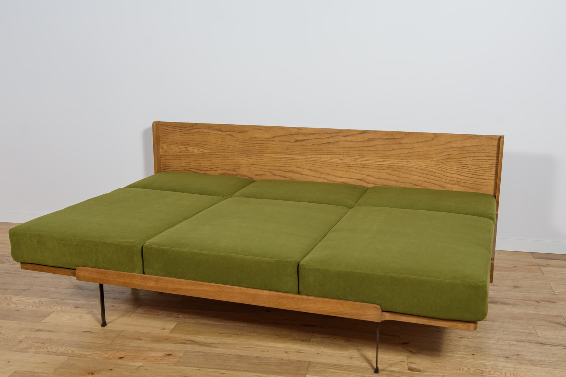 Sofa, zieleń, fornir dąb średni, Jitona, Czechosłowacja, lata 60. - 291679