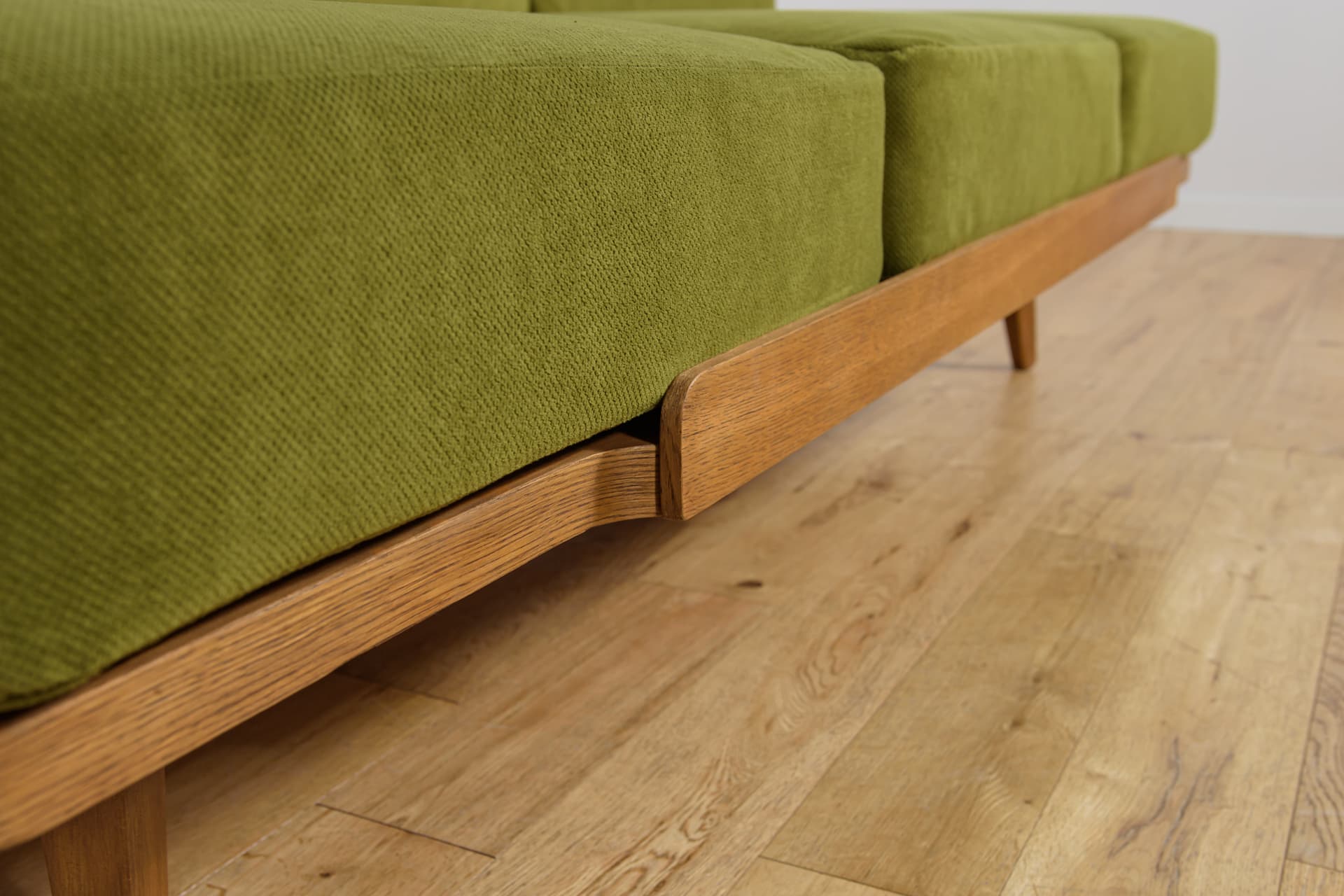 Sofa, zieleń, fornir dąb średni, Jitona, Czechosłowacja, lata 60. - 291683