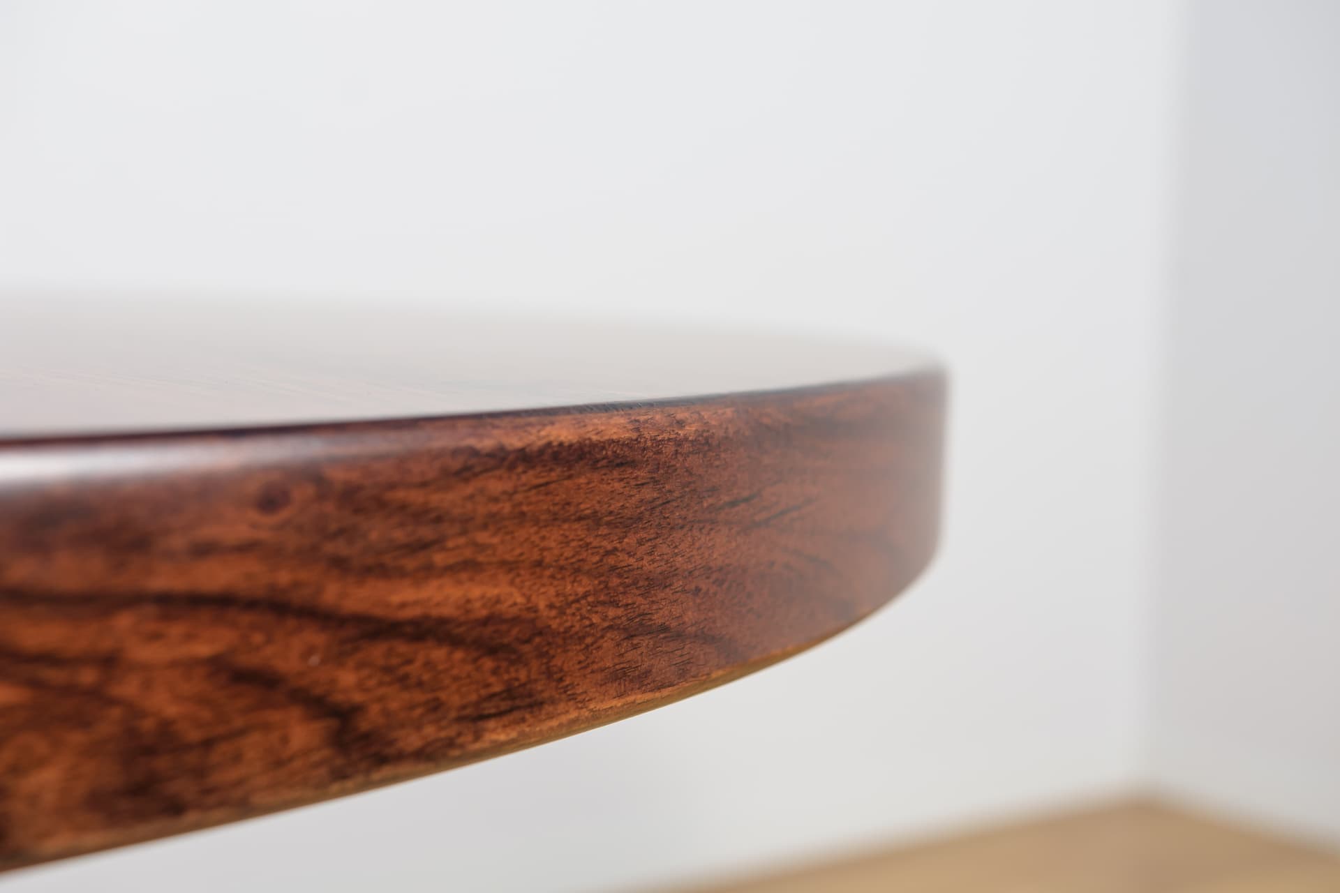 Dining Table, round extendable, brown rosewood, Denmark, 1960s. - 291698