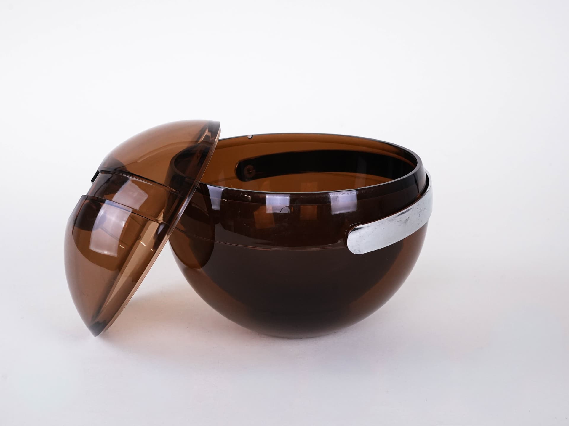 Ice bucket, Space Age, brown transparent acrylic, metal, Guzzini, Italy, 1970s. - 291727