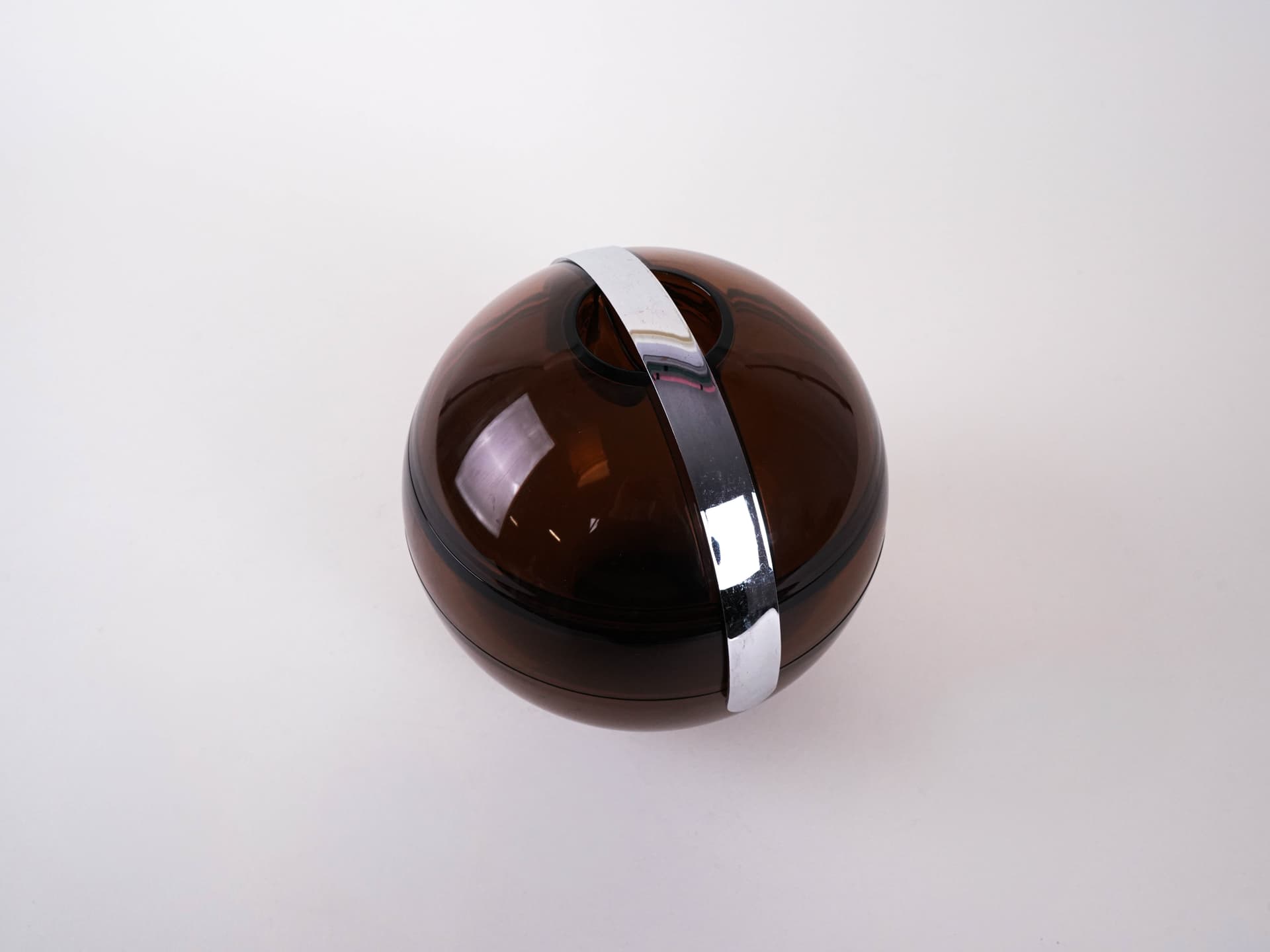 Ice bucket, Space Age, brown transparent acrylic, metal, Guzzini, Italy, 1970s. - 291728