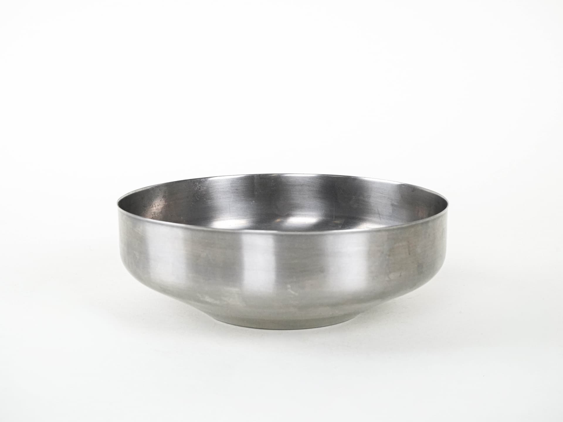 Set of bowls, silver stainless steel, Italy, 1980s. - 291896