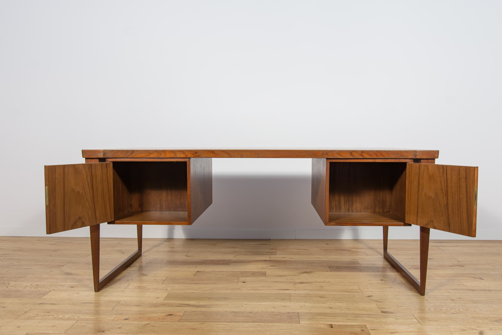 Desk Model 70, brown teak, by K. Kristiansen, Feldballes Møbelfabrik, Denmark, 1960s. - 292310