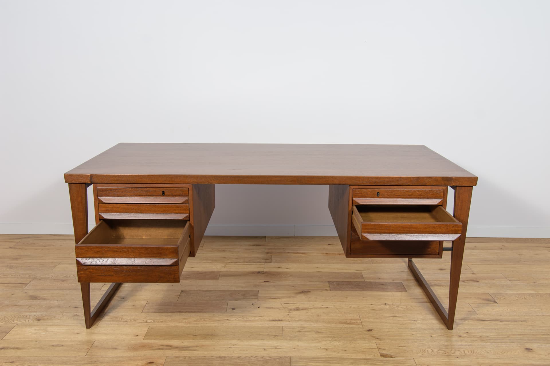 Desk Model 70, brown teak, by K. Kristiansen, Feldballes Møbelfabrik, Denmark, 1960s. - 292305