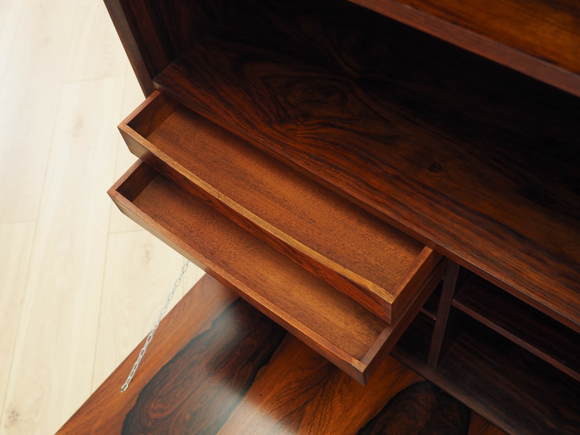 Regał, palisander brązowy, drewno czarne, Hundevad&Co., Dania, lata 70. - 292458