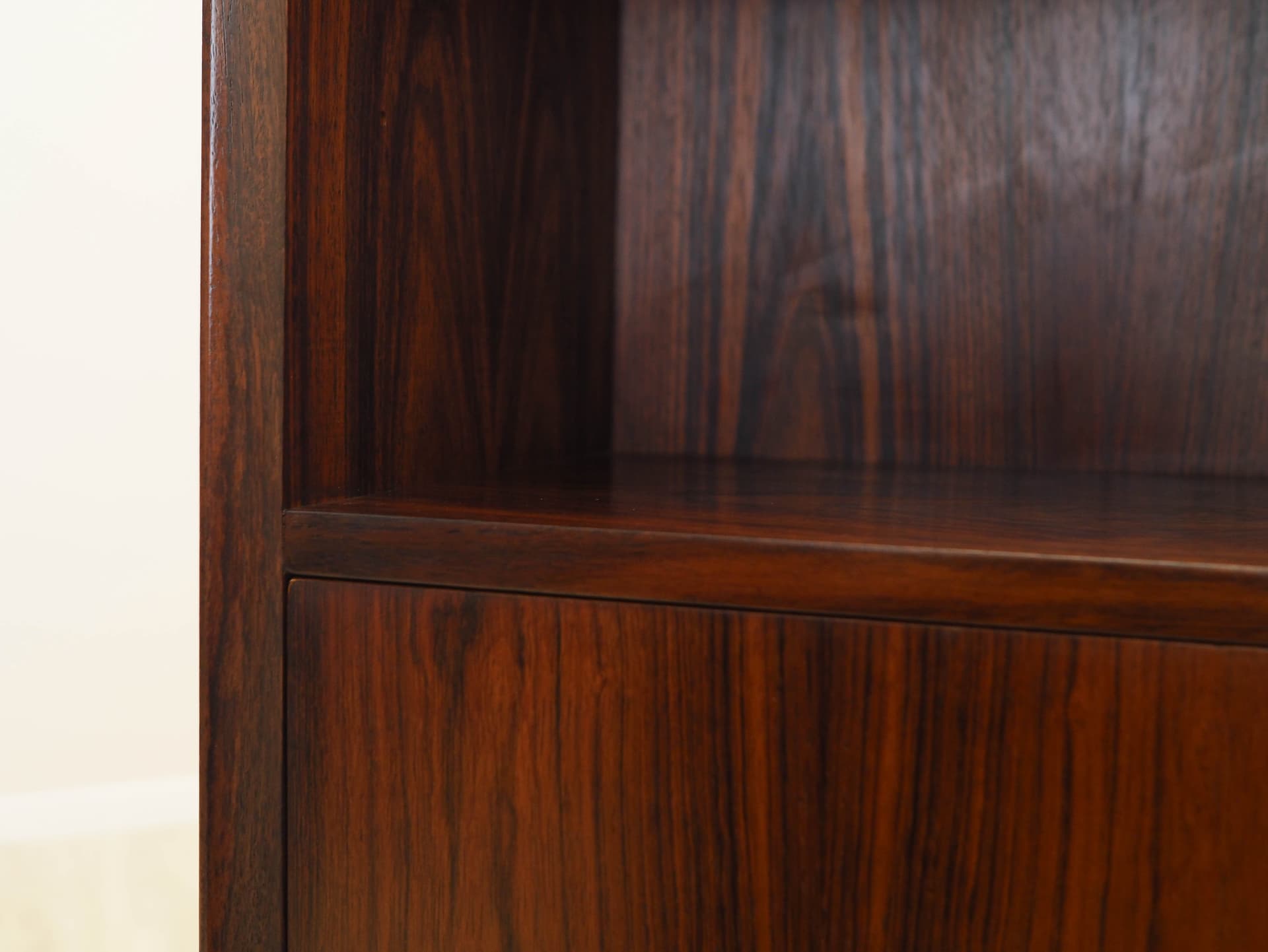 Regał, palisander brązowy, drewno czarne, Hundevad&Co., Dania, lata 70. - 292455