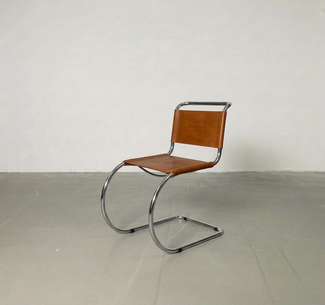 Krzesło wg. proj. L. Mies van der Rohe, brązowe, stal, skóra - 292563