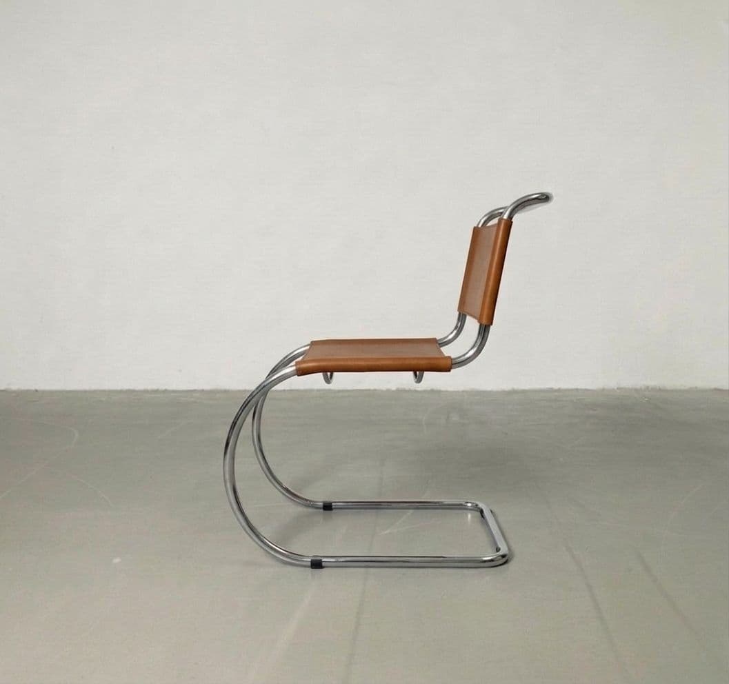 Krzesło wg. proj. L. Mies van der Rohe, brązowe, stal, skóra - 292562
