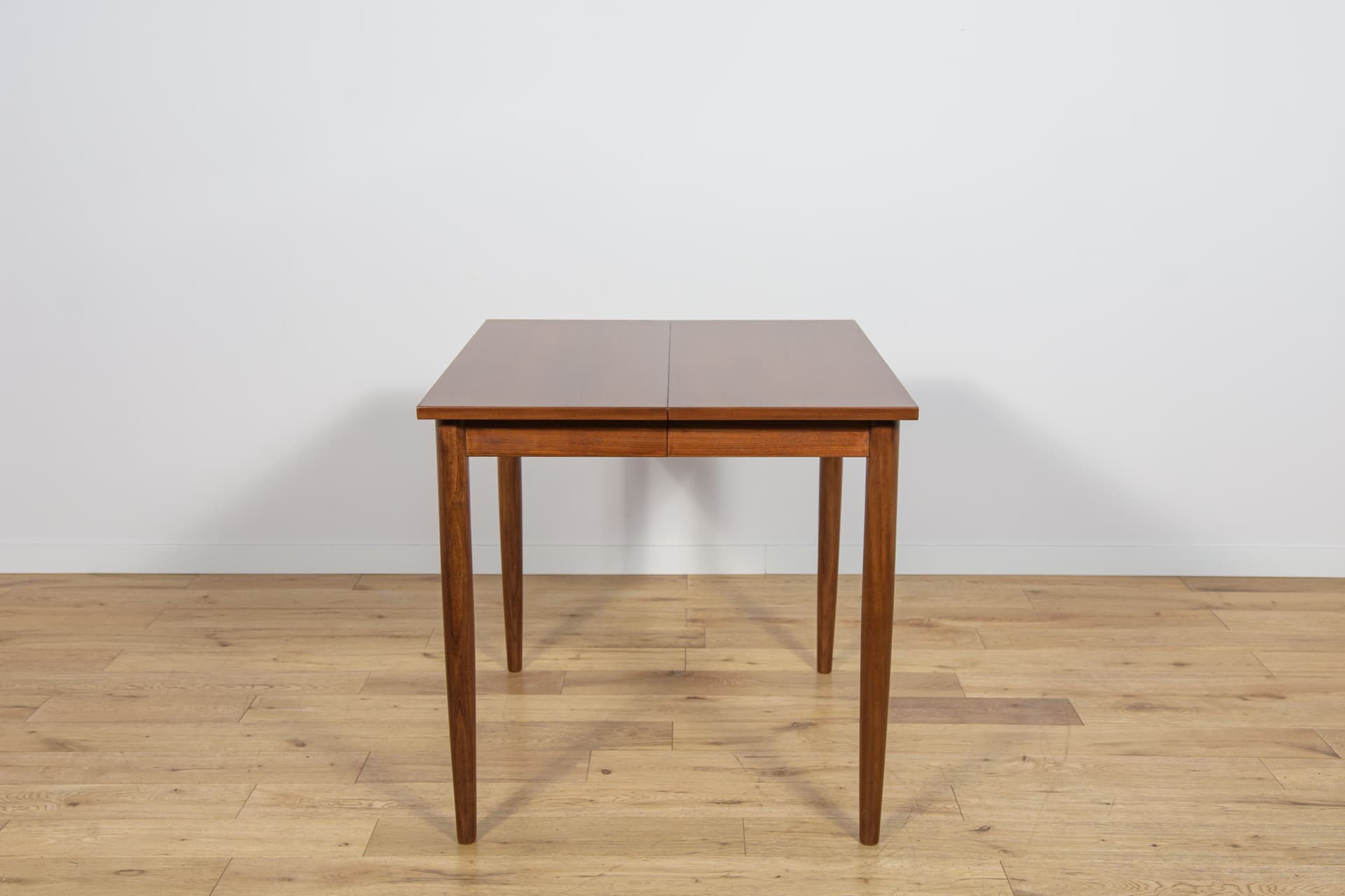 Stół rozkładany, teak brązowy, Dania, lata 60. - 292617