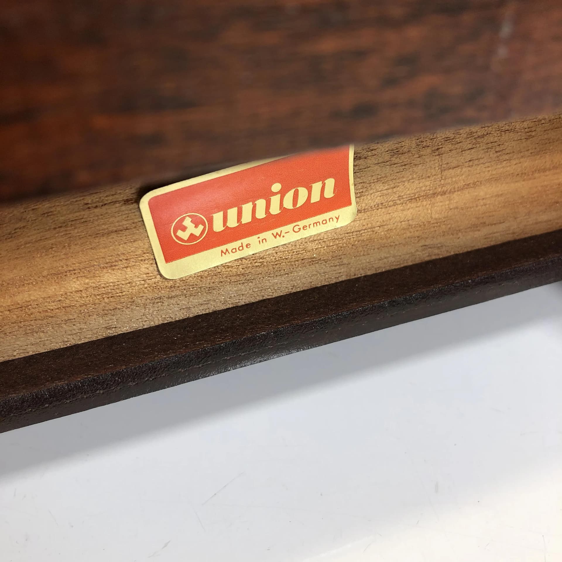 Gazetnik Union, mahoń brązowy ciemny, Niemcy, lata 70. - 21594