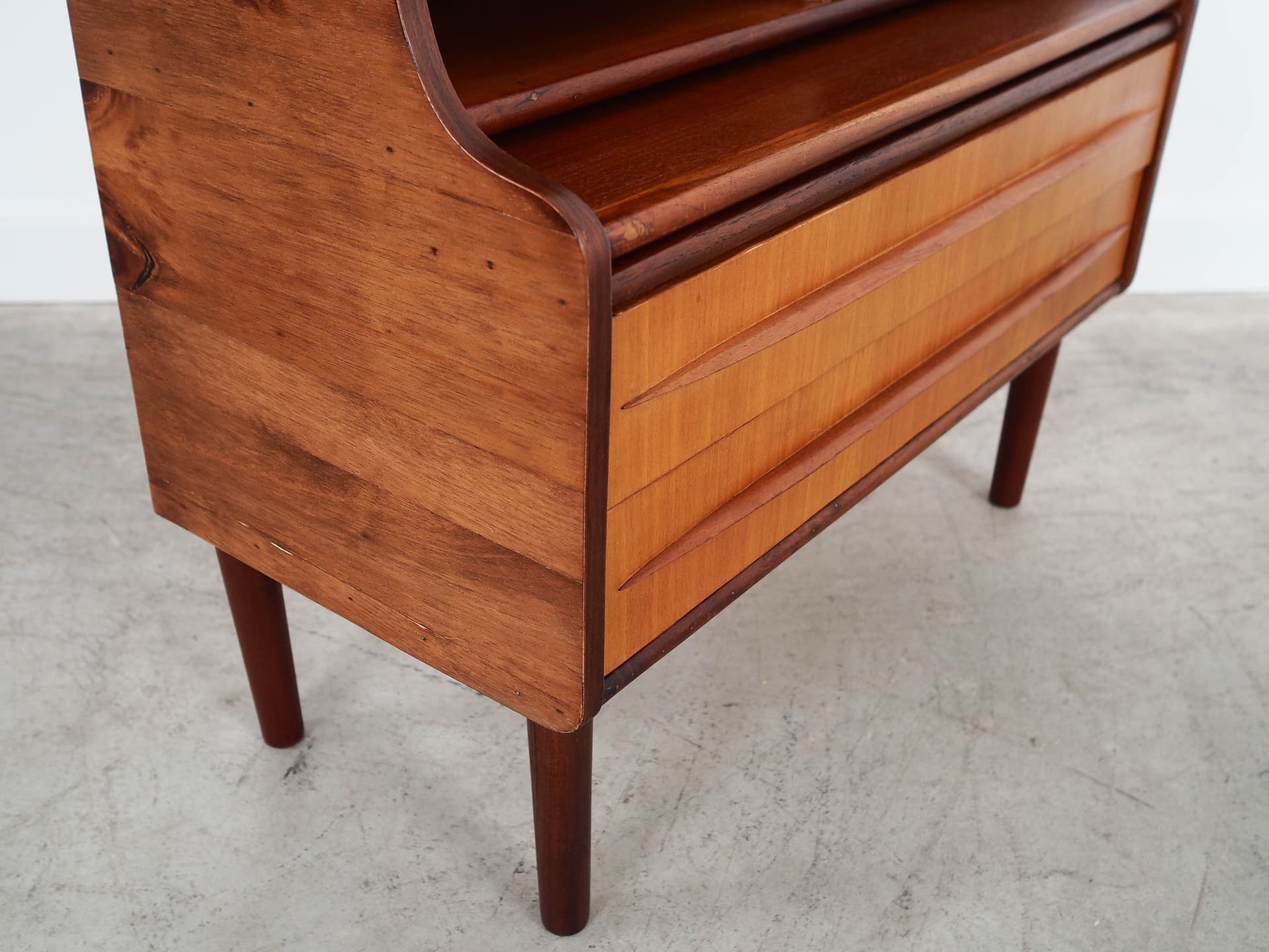 Children's secretary desk, brown, teak, Denmark, 1970s. - 292692