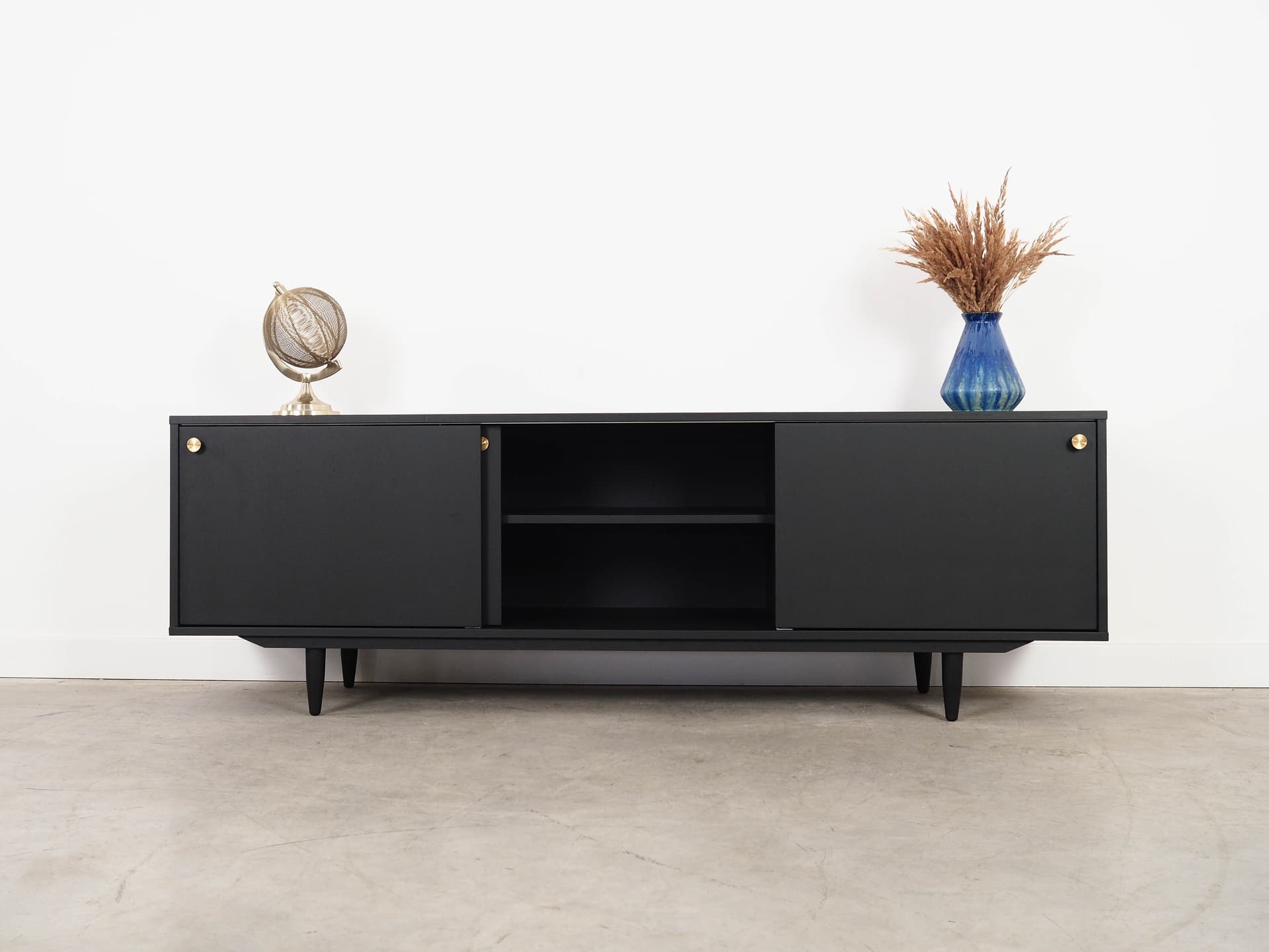 Sideboard, dąb czarny, lata 60. - 292699