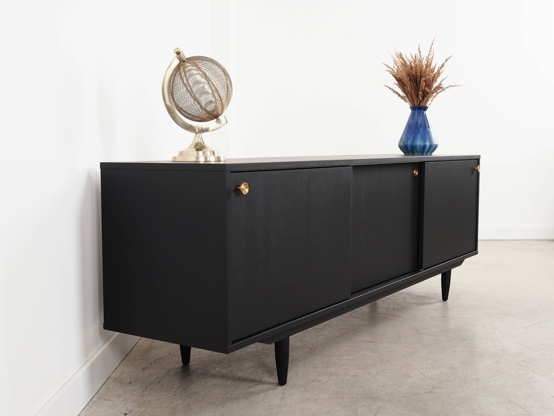 Sideboard, dąb czarny, lata 60. - 292707