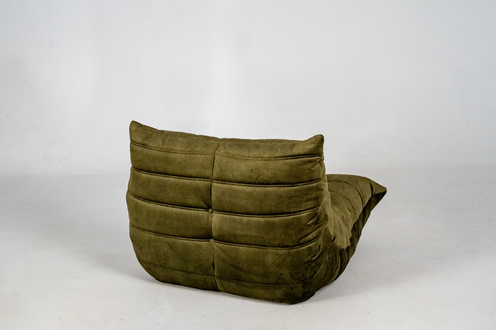 Fotel wypoczynkowy Togo, wave velvet olive - 292935