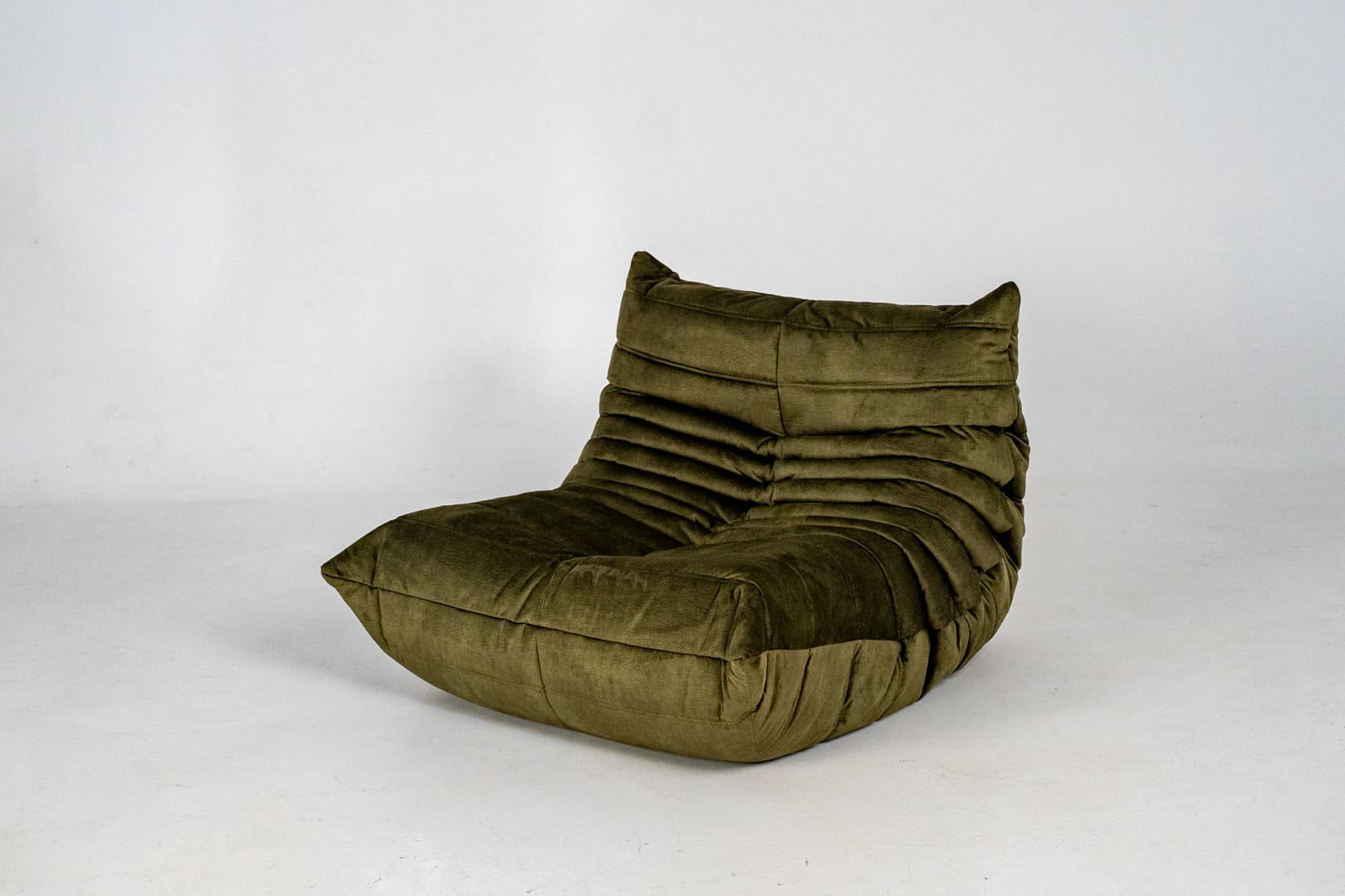 Fotel wypoczynkowy Togo, wave velvet olive - 292934