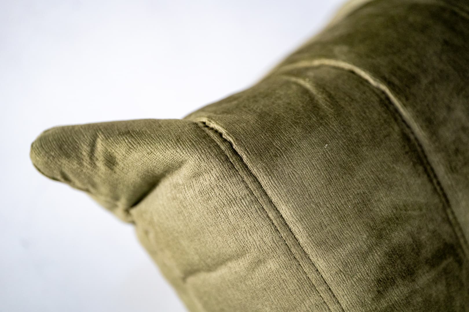 Fotel wypoczynkowy Togo, wave velvet olive - 292939