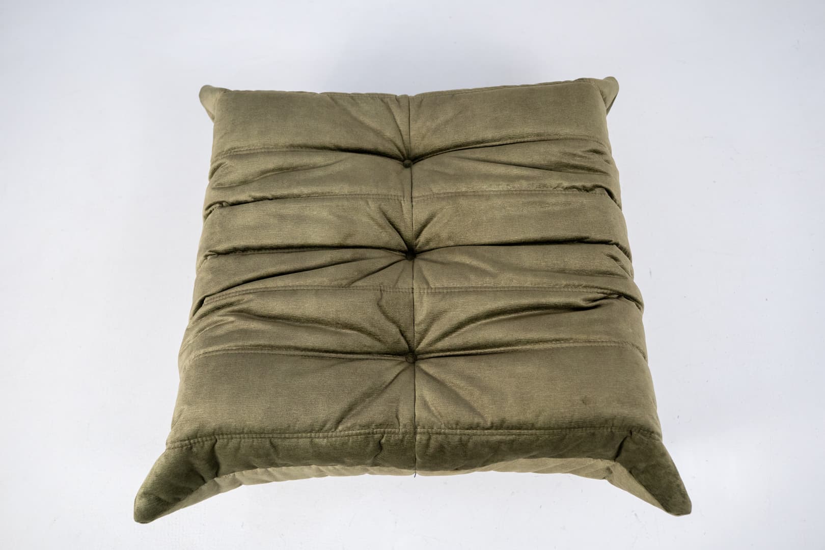 Podnóżek Togo, wave velvet olive - 292949