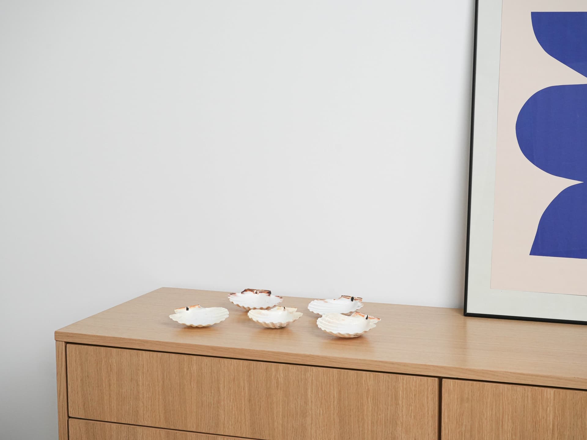 Decorative shell, white cream, natural, Italy, 1980s. - 293142