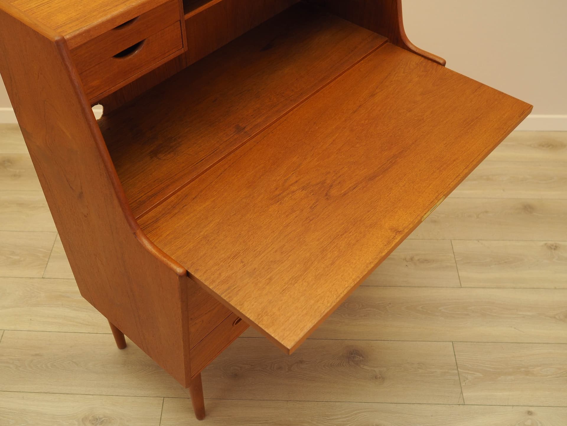 Secretary desk, brown teak, by A. Wahl Iversen, Vinde Møbelfabrik, Denmark, 1970s. - 293767