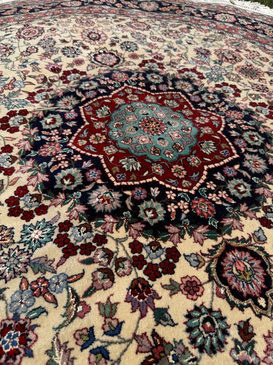 Dywan okrągły Tabriz, beżowy, wełna kaszmirowa jedwab, Iran - 293873