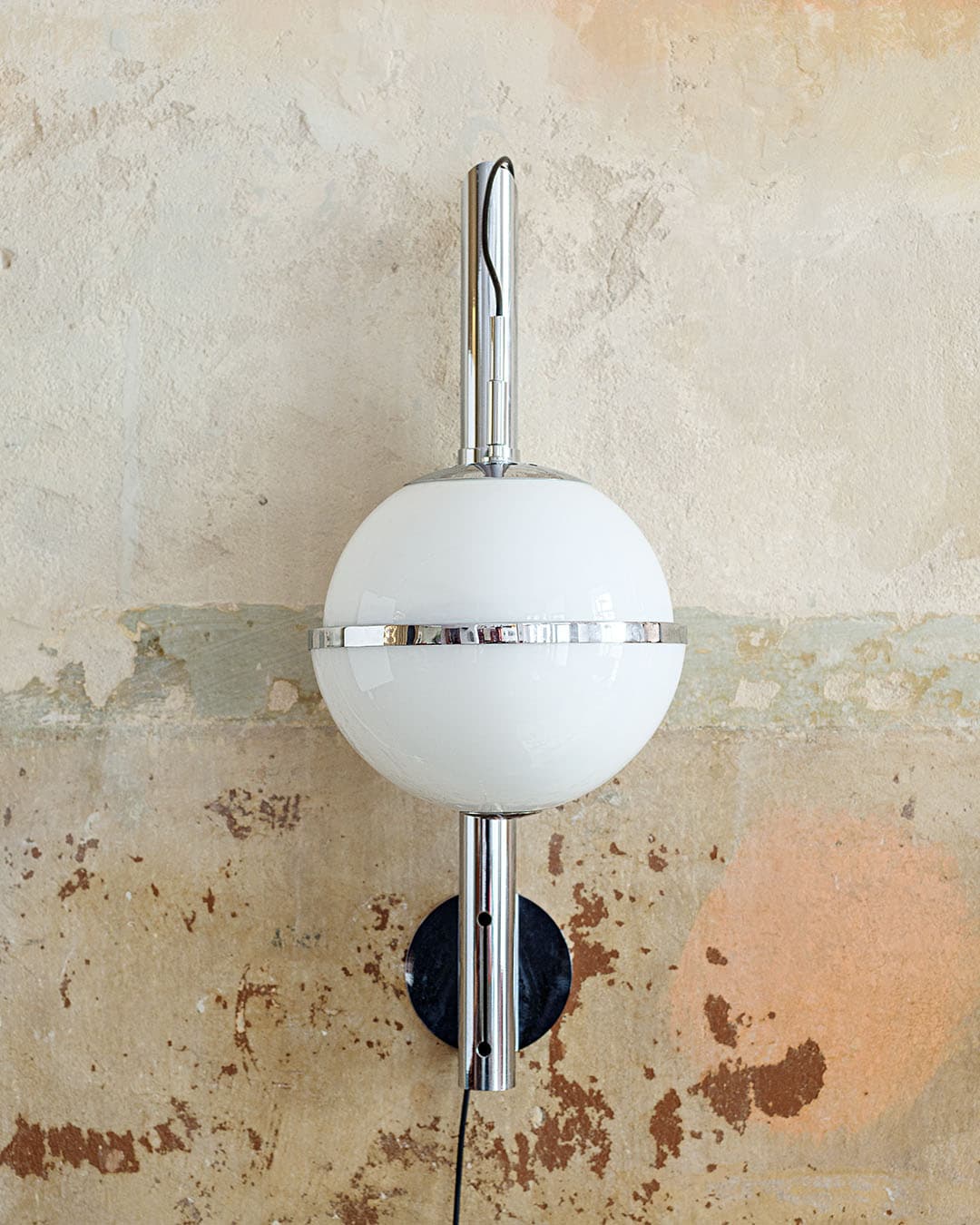 Wall Lamp Pusicona, white opaline glass, silver chrome, by F. Milletti, Artemide, Italy, 1960s. - 294011