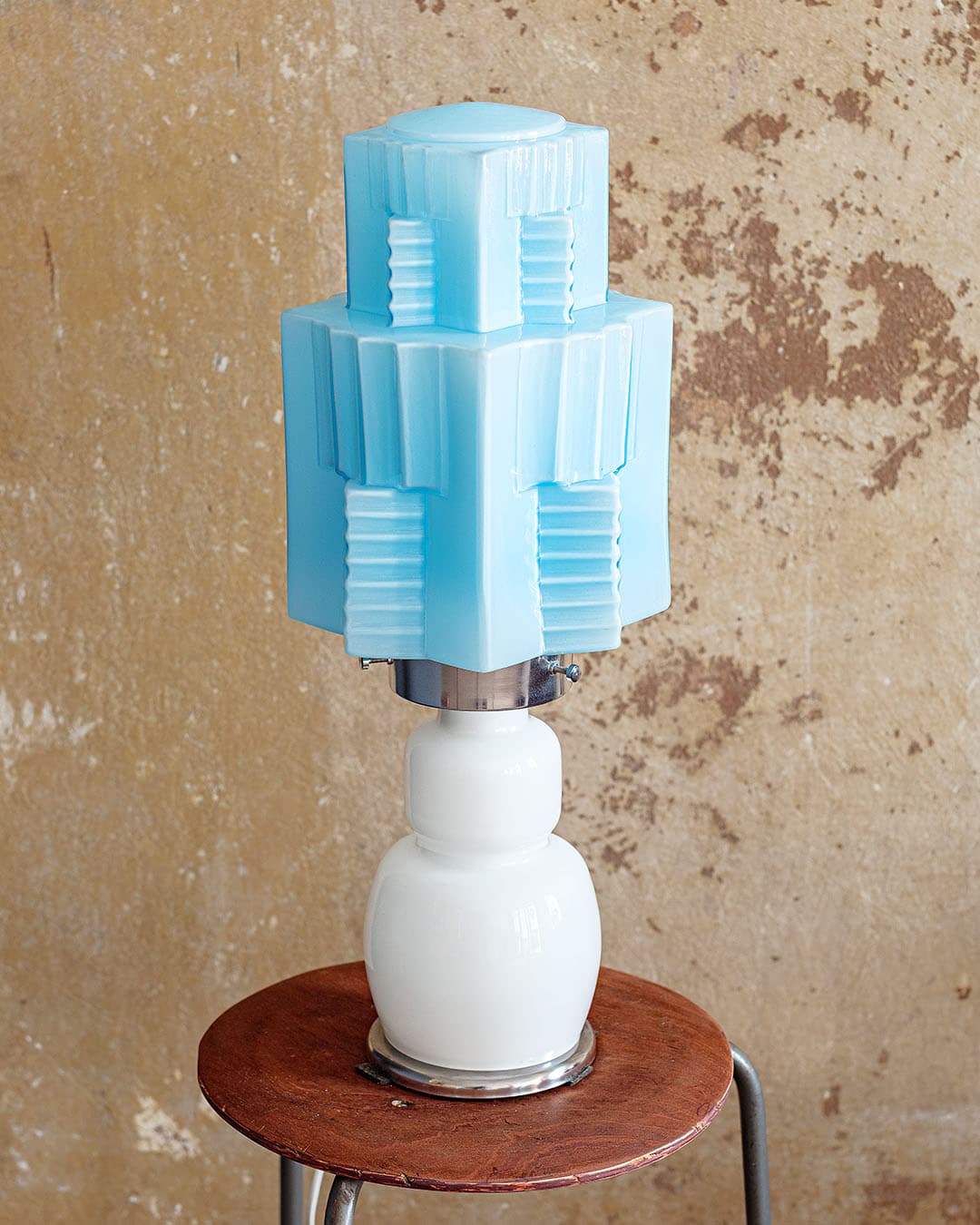 Table lamp, Art Deco, white and blue glass, silver metal, Italy, 1960s. - 294019