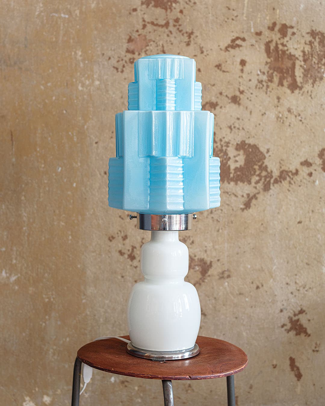 Table lamp, Art Deco, white and blue glass, silver metal, Italy, 1960s. - 294021