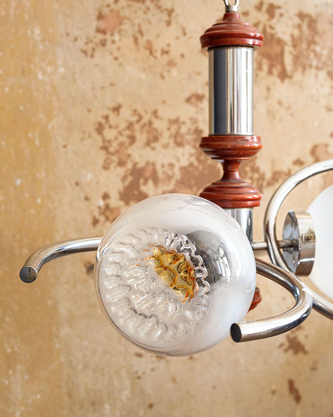 Lampa sufitowa Space Age, szkło transparentne bursztynowe, chrom, drewno brązowe, Włochy, lata 80. - 294039