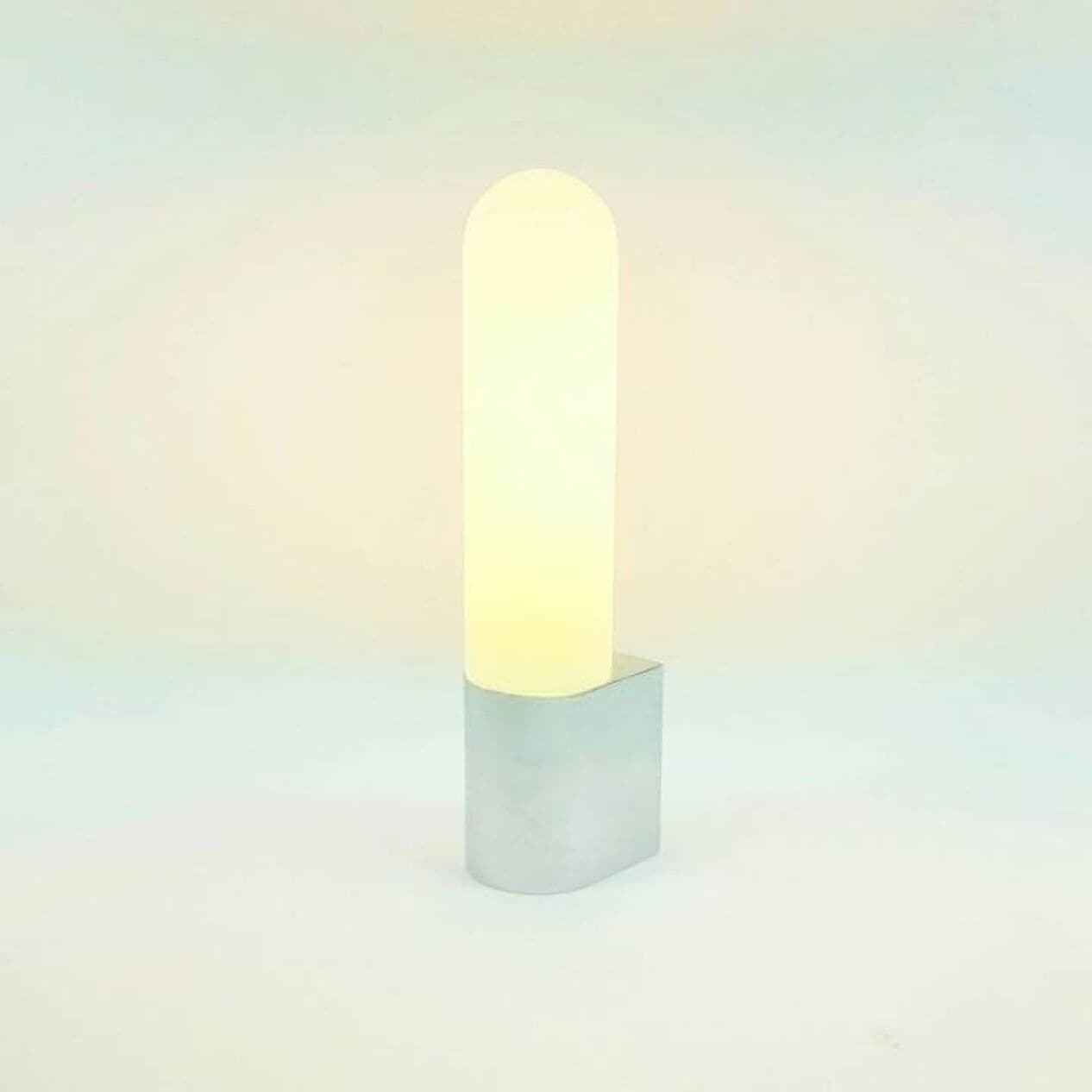 Zestaw czterech kinkietów, opalowe szkło białe, chrom, Limburg, Niemcy, lata 80. - 294307