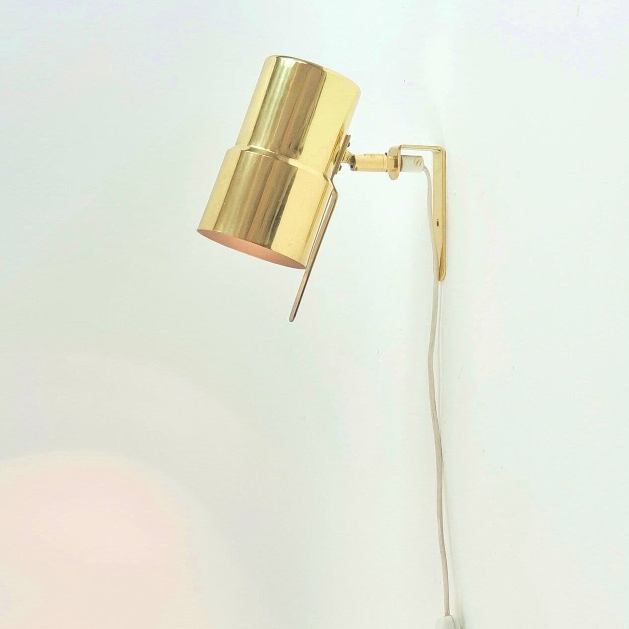 Para kinkietów model V 324, mosiądz, proj. H.-A. Jakobsson, Szwecja, lata 60. - 294288