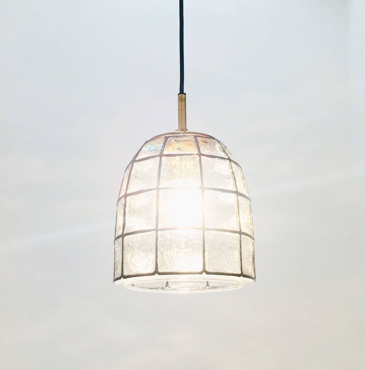 Lampa wisząca, Limburg, szkło przezroczyste, mosiądz złoty, żelazo czarne, Niemcy, lata 60. - 294363