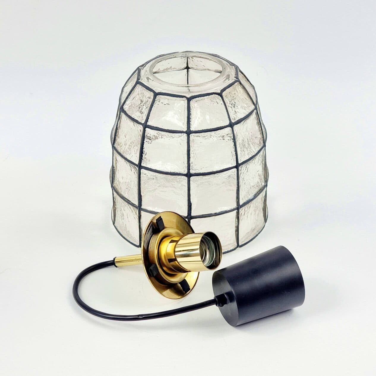 Lampa wisząca, Limburg, szkło przezroczyste, mosiądz złoty, żelazo czarne, Niemcy, lata 60. - 294367
