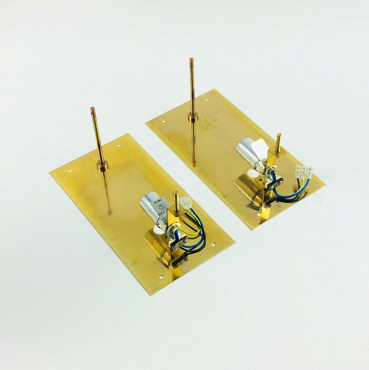 Para kinkietów 'Venus', szkło kryształowe transparentne, mosiądz, proj. C. Fagerlund, Orrefors, Szwecja, lata 60. - 294706