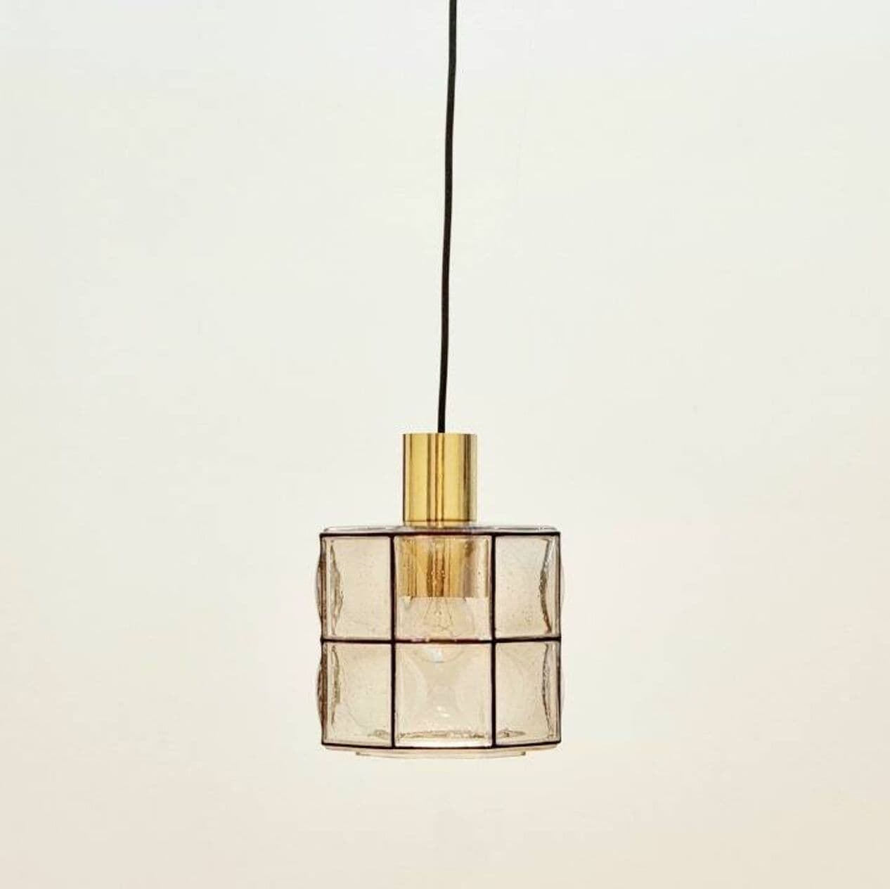Lampa wisząca, szkło transparentne, mosiądz złoty, żelazo czarne, Limburg, Niemcy, lata 60. - 297014