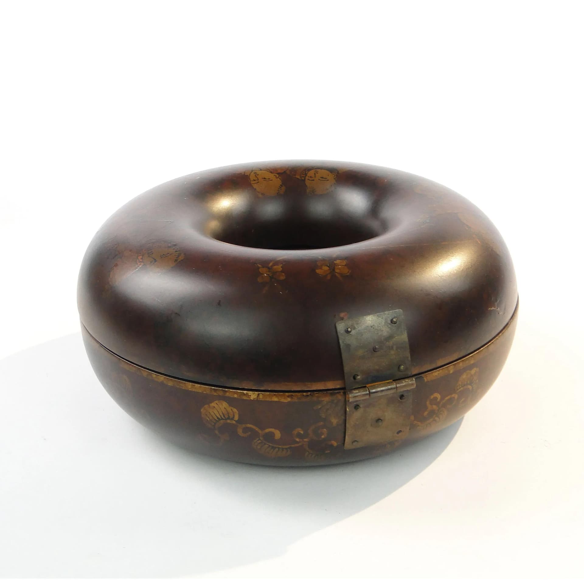 Pudełko na biżuterię, brąz ciemny, ebonit, Chiny, początek XX w. - 21840