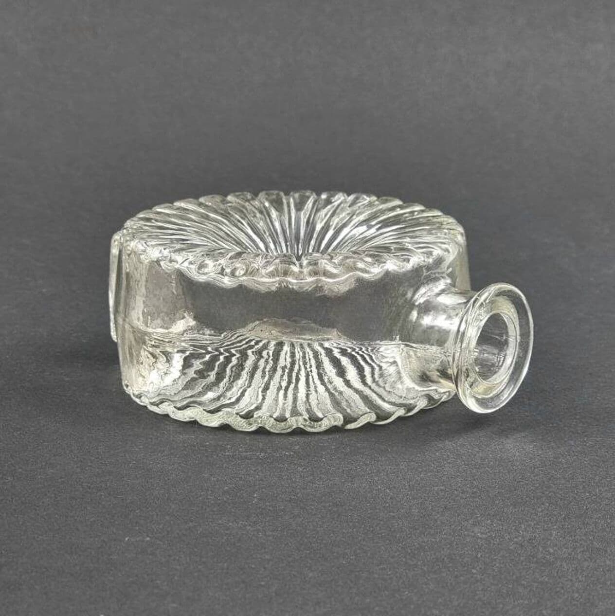 Vase Aurinkopullo, transparent glass, by H. Tynell, Finland, 1960s. - 296925