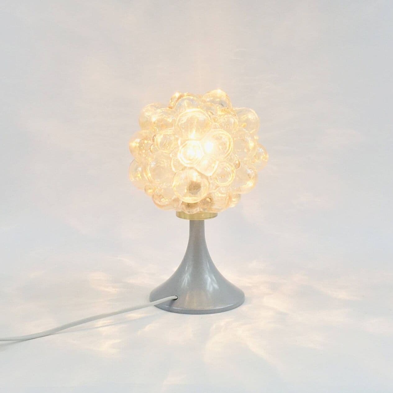 Para lamp stołowych Bubble, szkło bursztynowe, akryl szary, proj. H. Tynell, Limburg, Niemcy, lata 60. - 296874