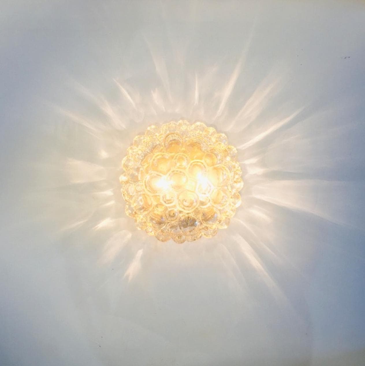 Lampa sufitowa Bubble, szkło bursztynowe transparentne, metal złoty, proj. H. Tynell, Limburg, Niemcy, lata 60. - 296847