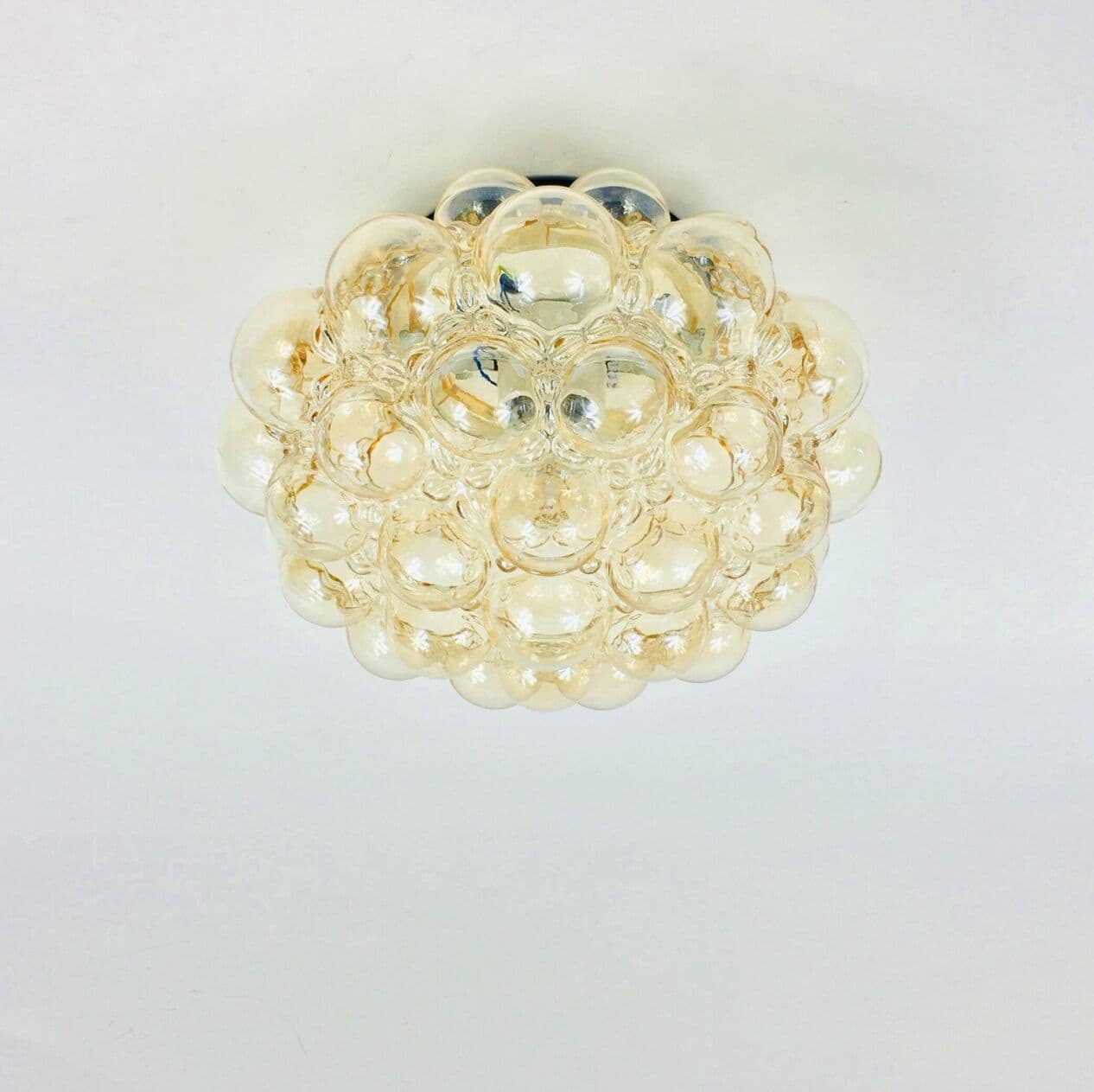 Lampa sufitowa Bubble, szkło złote, metal czarny, proj. H. Tynell, Limburg, Niemcy, lata 60. - 296810