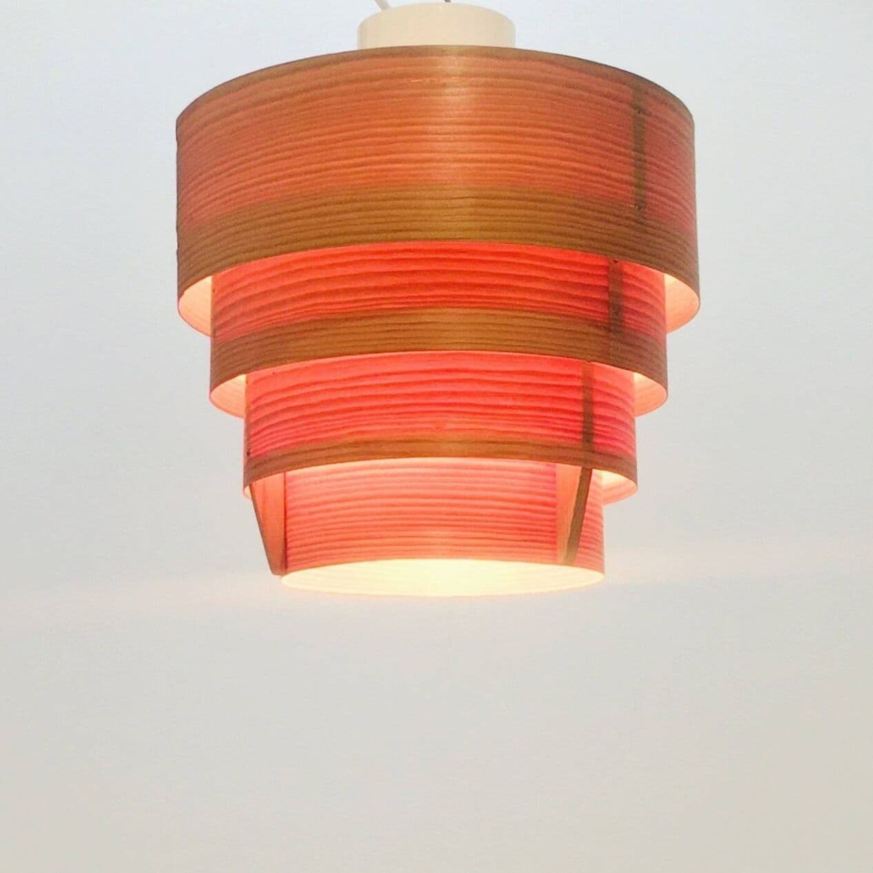 Lampa sufitowa, sklejka brązowa, proj. H.-A. Jakobsson, Szwecja, lata 60. - 296695