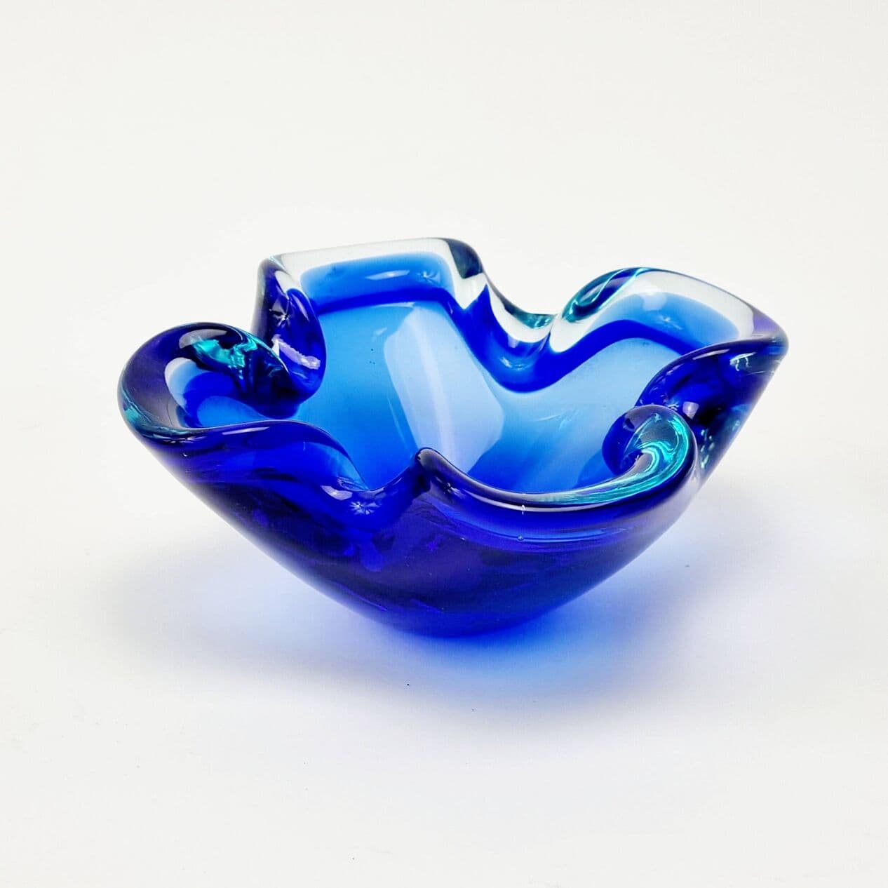 Ashtray Sommerso, blue transparent glass, Murano, Italy, 1960s. - 296679