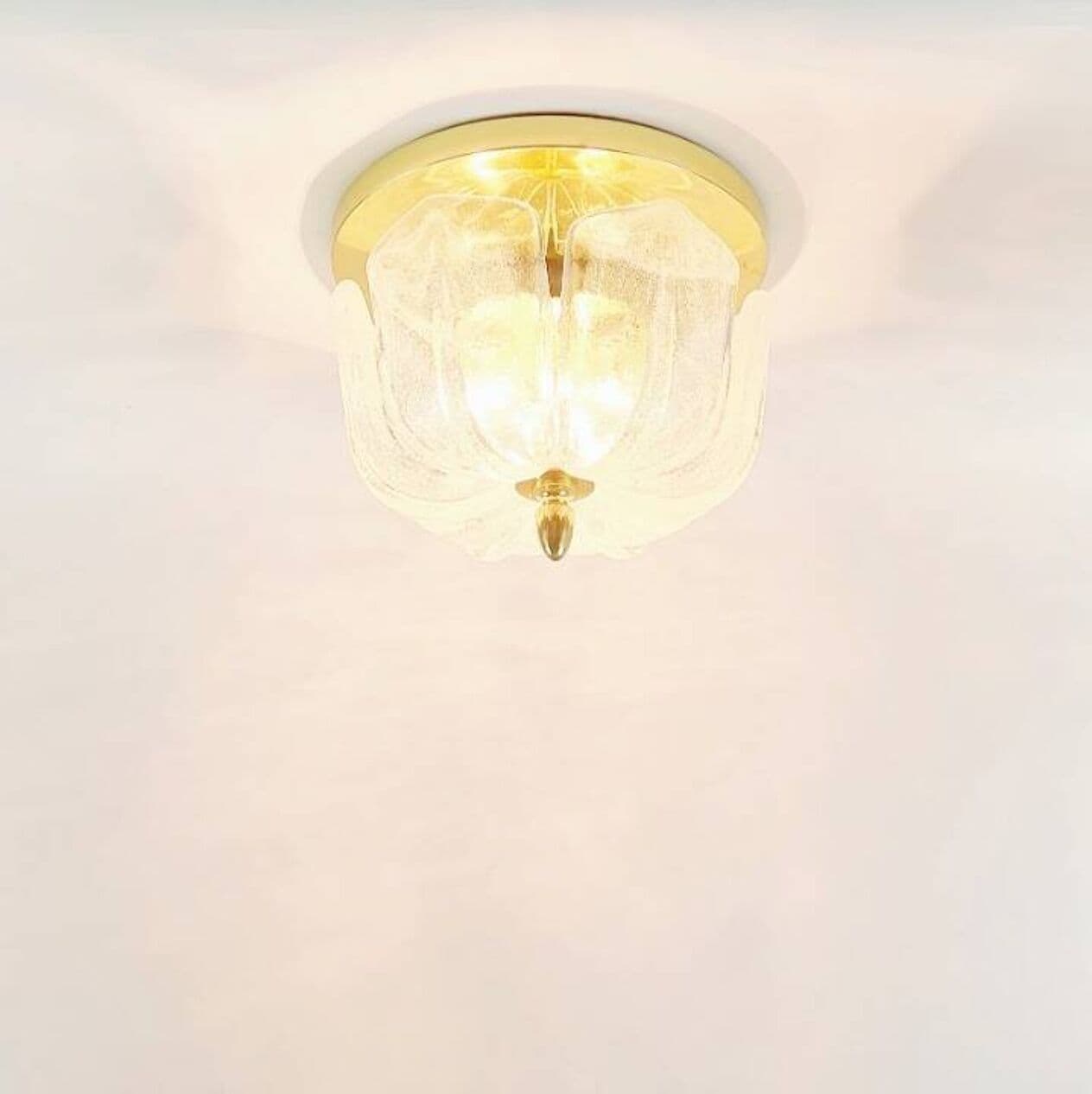 Lampa sufitowa kwiatowa, szkło transparentne, mosiądz złoty, Limburg, Niemcy, lata 60. - 296643