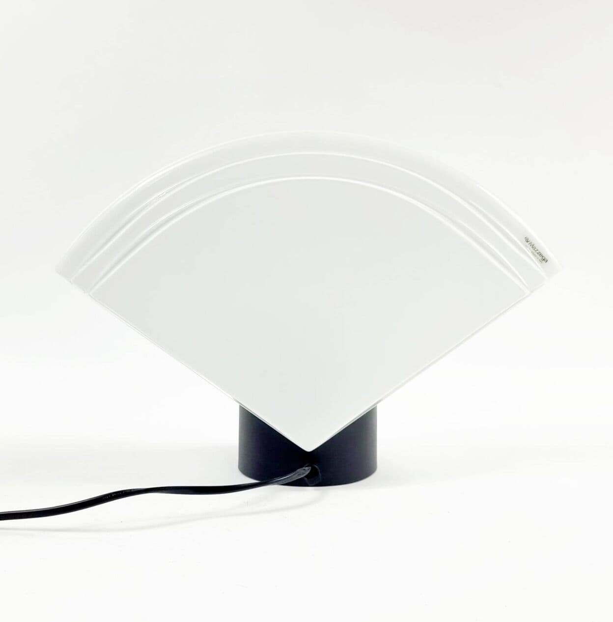Lampa stołowa, Murano, szkło białe, metal czarny, AV Mazzega, Włochy, lata 70. - 296437