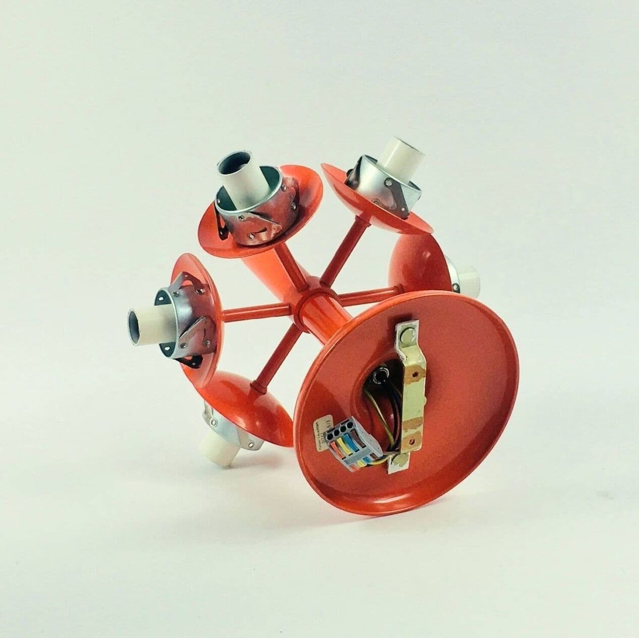 Lampa sufitowa Space Age Sputnik, szkło opalowe białe, metal pomarańczowy, Kaiser Leuchten, Niemcy, lata 60. - 296376