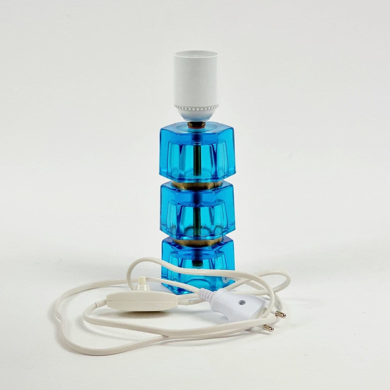 Lampa stołowa, niebieskie szkło, mosiądz, proj. C. Fagerlund, Orrefors, Szwecja, lata 60. - 296353