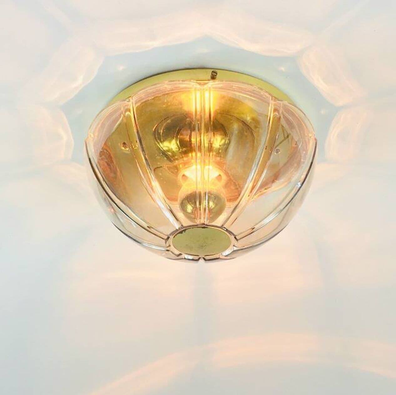 Lampa sufitowa, szkło transparentne dymione, mosiądz złoty, Niemcy, lata 60. - 296309