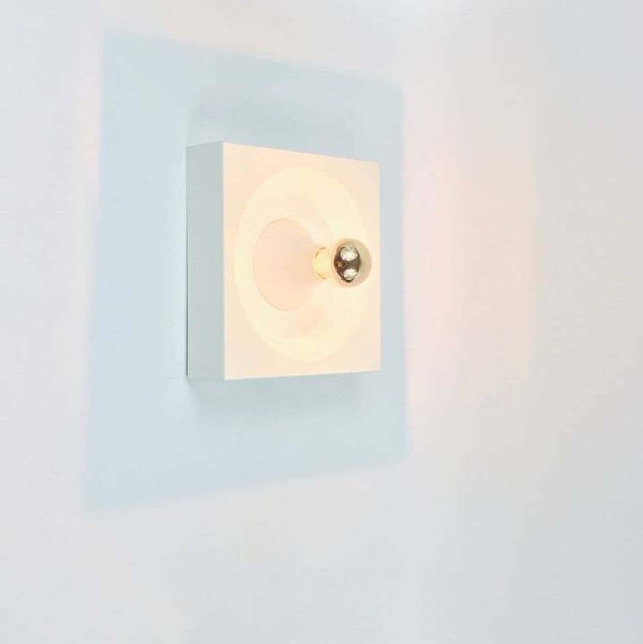 Wall light Space Age, white metal, by K. Hempel, Kaiser Leuchten, Germany, 1970s. - 296151