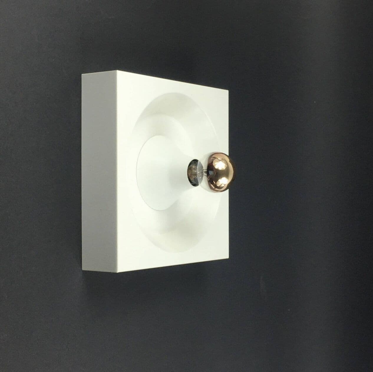 Wall light Space Age, white metal, by K. Hempel, Kaiser Leuchten, Germany, 1970s. - 296150