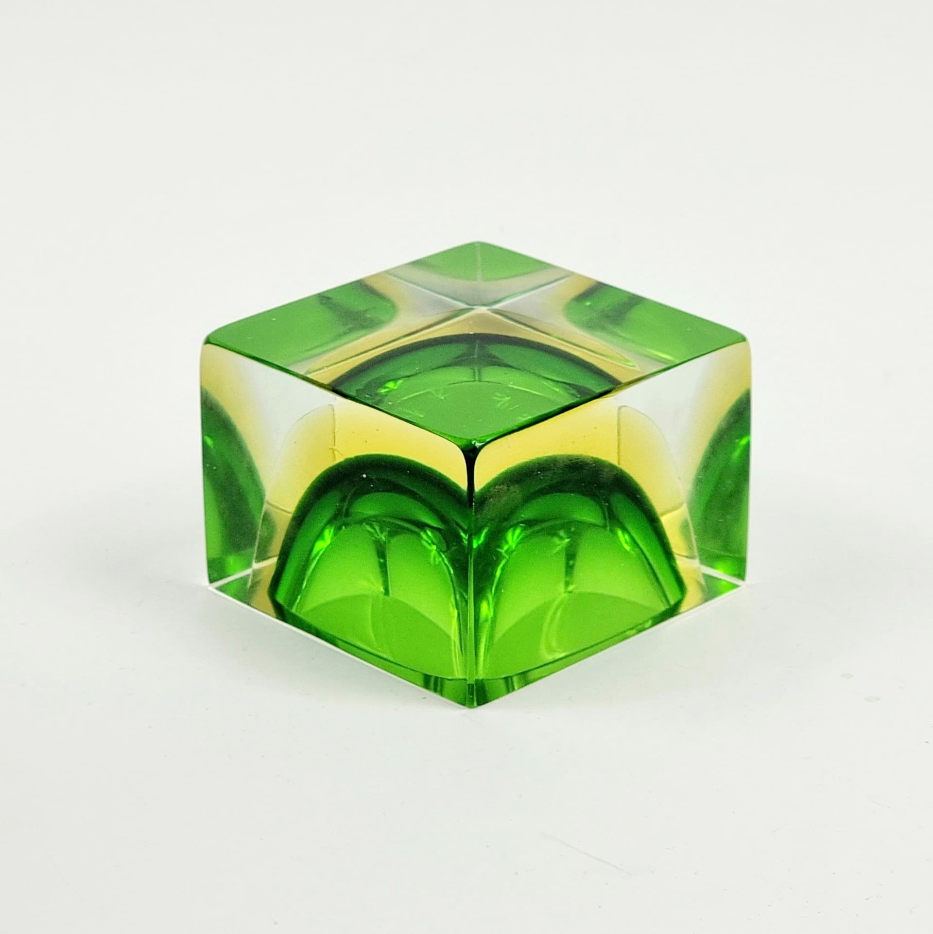 Ashtray Sommerso, green yellow transparent glass, by F. Poli, Seguso Vetri D'Arte, Italy, 1970s. - 303246