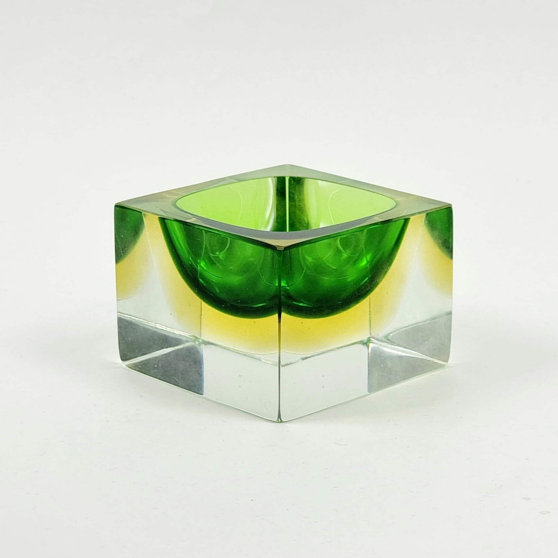 Ashtray Sommerso, green yellow transparent glass, by F. Poli, Seguso Vetri D'Arte, Italy, 1970s. - 303242